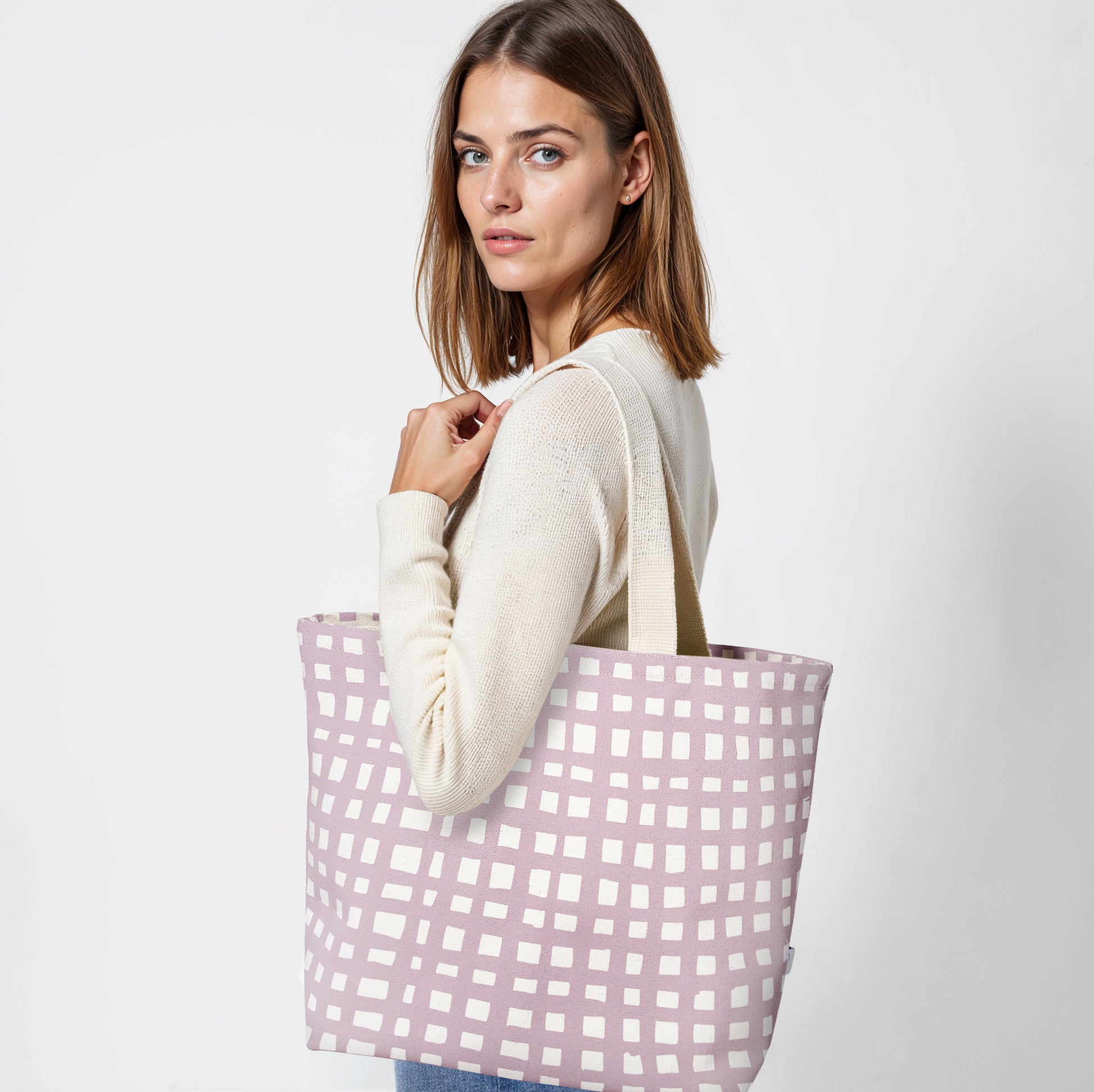 Grid Wide Tote